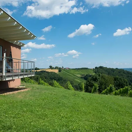 Ferienhaeuser Im Weingarten * Fehring