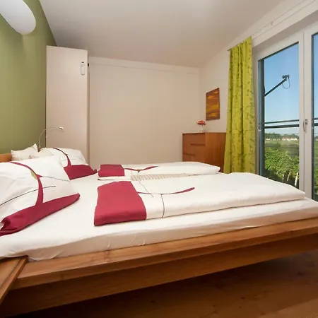 Ferienhaeuser Im Weingarten Prázdninový dům *