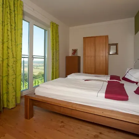 Ferienhaeuser Im Weingarten * Fehring